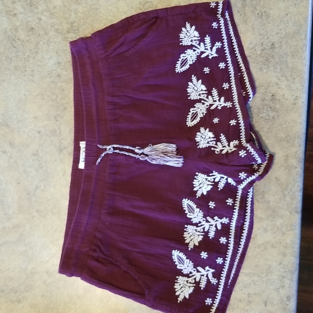 Mudd Embroidered Shorts